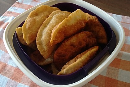 Tschebureki 18