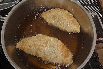 Tschebureki 6