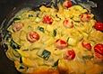 Penne mit Kichererbsencreme, Zucchini und Kirschtomaten