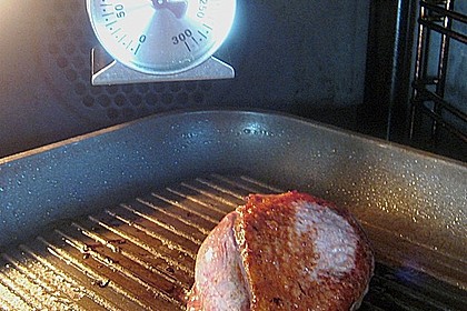Entenbrust auf buntem Salat 2