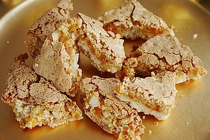 Aprikosen - Macadamia - Dreiecke