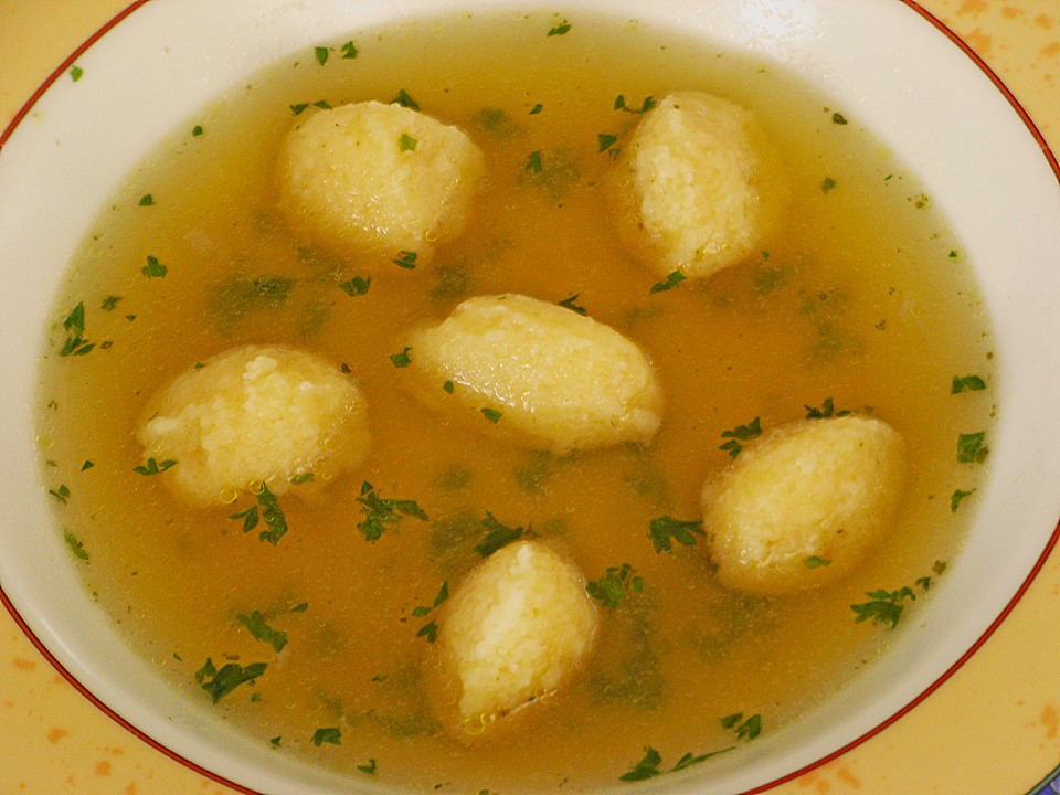 Grießklößchensuppe (Rezept mit Bild) von redzora1488 | Chefkoch.de