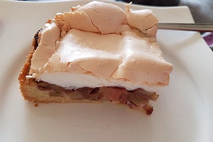 Rhabarberkuchen mit Baiser 67