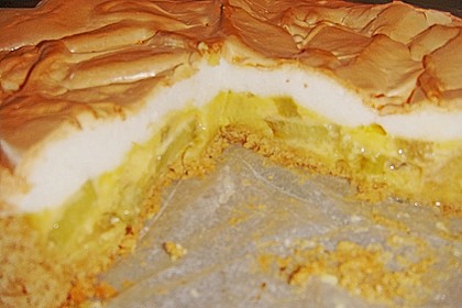 Rhabarberkuchen mit Baiser 135