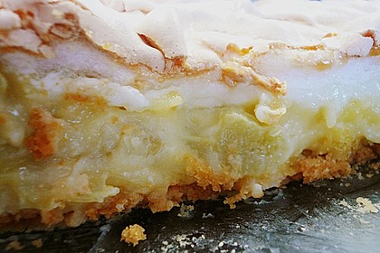 Rhabarberkuchen mit Baiser 93