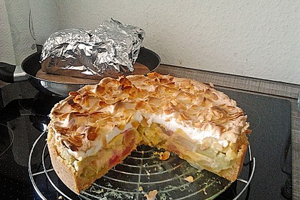 Rhabarberkuchen mit Baiser 17