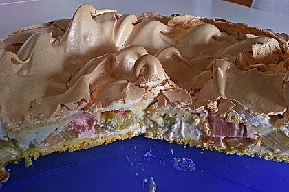 Rhabarberkuchen mit Baiser 52