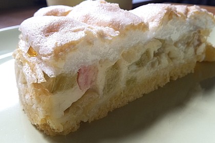 Rhabarberkuchen mit Baiser 66