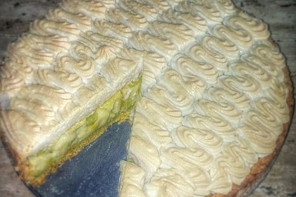Rhabarberkuchen mit Baiser 15