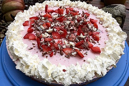 Erdbeer - Jogurt - Torte 3