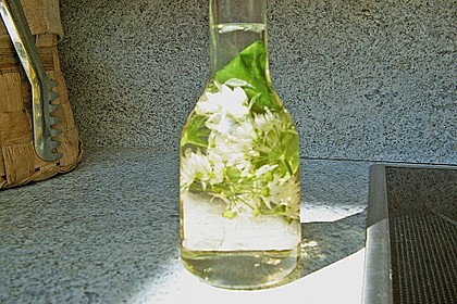 B&auml;rlauchbl&uuml;ten - Essig 3