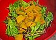 Gebratener K&uuml;rbis auf Blattsalaten