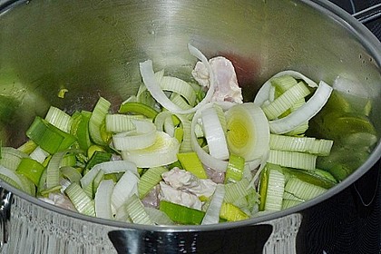 Bunte Gefl&uuml;gel-K&auml;sesuppe 4