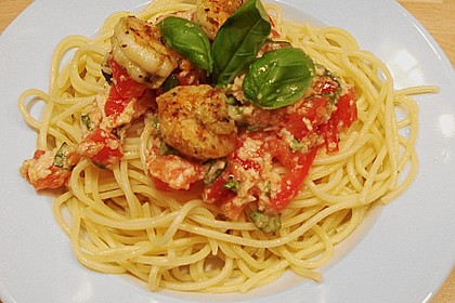 Spaghetti mit Cocktailtomaten 77