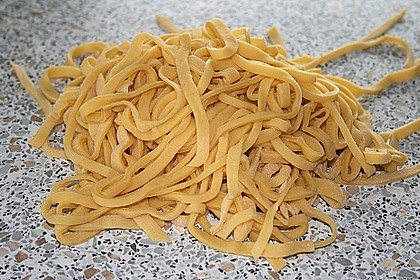 Spaghetti mit Cocktailtomaten 69