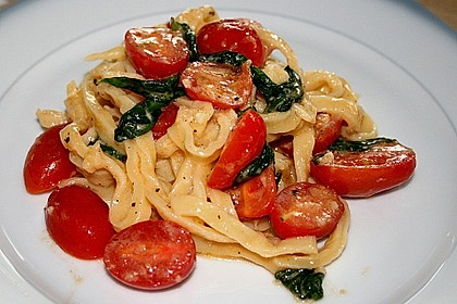 Spaghetti mit Cocktailtomaten 21