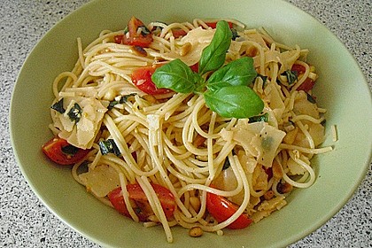 Spaghetti mit Cocktailtomaten 13
