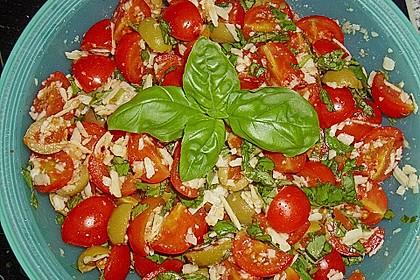 Spaghetti mit Cocktailtomaten 44