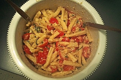 Spaghetti mit Cocktailtomaten 80