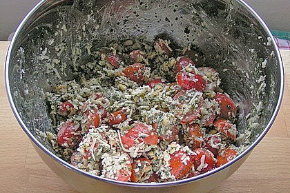 Spaghetti mit Cocktailtomaten 78