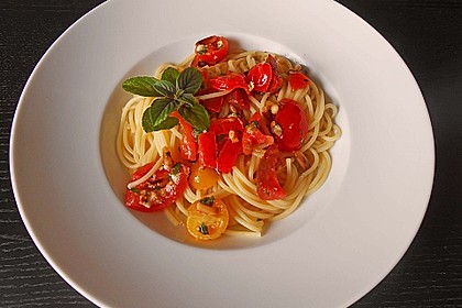 Spaghetti mit Cocktailtomaten 6