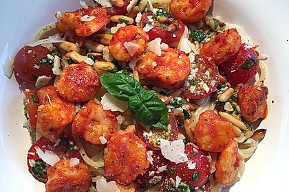 Spaghetti mit Cocktailtomaten 83