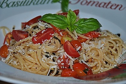 Spaghetti mit Cocktailtomaten 5