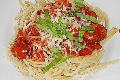 Makkaroni mit pikanter K&auml;sew&uuml;rstchen - Tomaten - Sauce 4