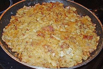 Panierte Käsespätzle