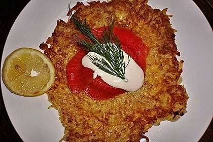 Kartoffelpuffer mit R&auml;ucherlachs 1