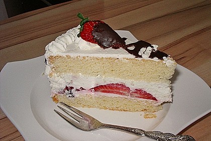 Erdbeer - Milka - Torte 3