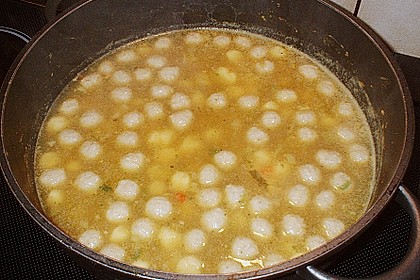 Grie&szlig;nockerl - Suppe 2