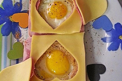 Egg in a basket 25