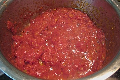Filetsteak mit Erbsenp&uuml;ree, Brokkoli und Tomatensauce 3