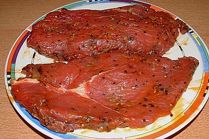 Mariniertes Steak mit Grillkartoffel und Gemüsespieß 10