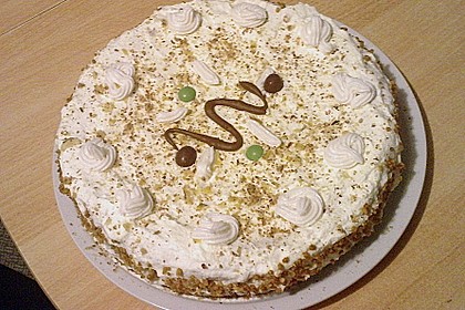 Gefüllte Nusstorte 34