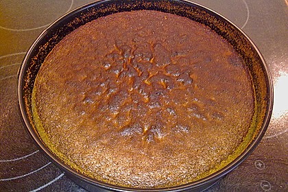 Gefüllte Nusstorte 57