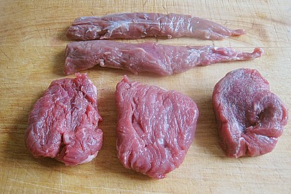 Supreme von der Heidschnucke an Lauchzwiebeln, M&ouml;hren, Brokkoli und Blumenkohlr&ouml;schen