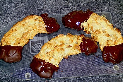 Mandelhörnchen 14