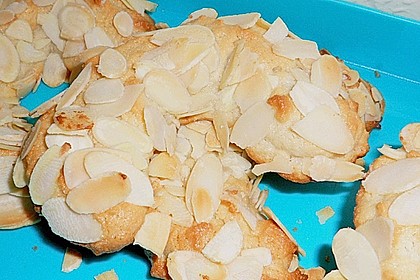 Mandelhörnchen 40