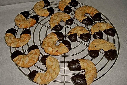 Mandelhörnchen 17