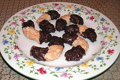 Mandelhörnchen 11