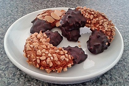 Mandelhörnchen 21