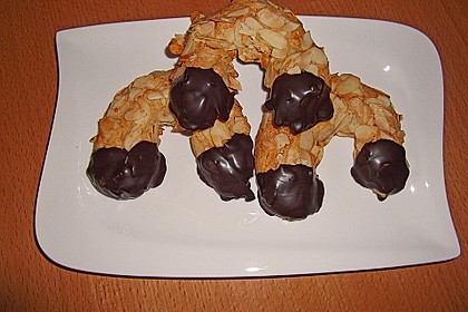 Mandelhörnchen 12