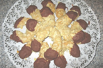 Mandelhörnchen 6