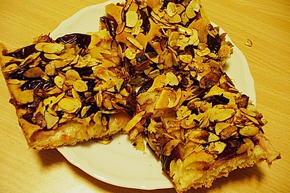 Zwetschgenkuchen vom Blech 12