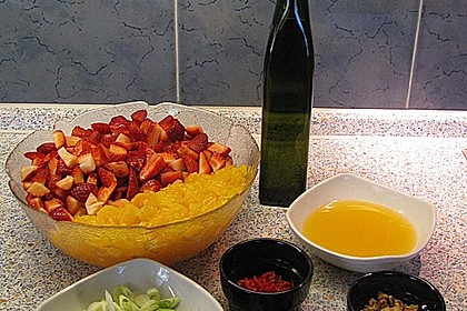 Erdbeersalat in Orangensauce 4