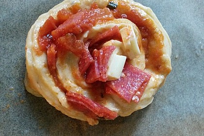 Quark - Öl - Teig für Pizza 8