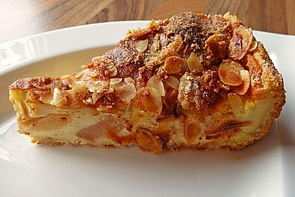 Bratapfelkuchen mit Zimt - Marzipan 1