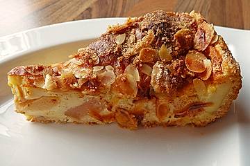 Bratapfelkuchen mit Zimt - Marzipan